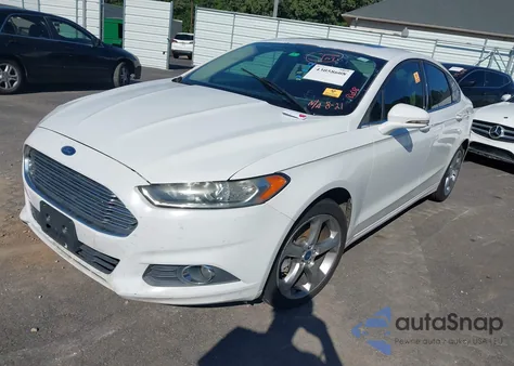 2013 Ford Fusion Se z USA, uszkodzony, nr VIN 3FA6P0HR1DR109877
